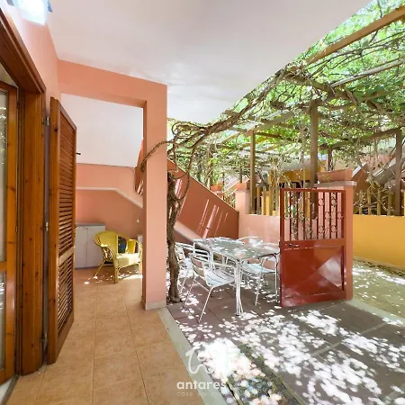 Casa Astarte 度假居 *